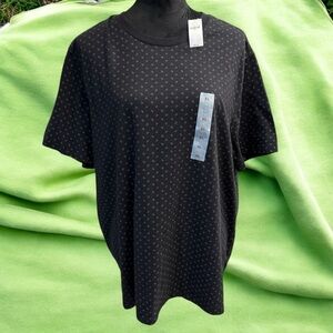 Old Navy T-Shirt